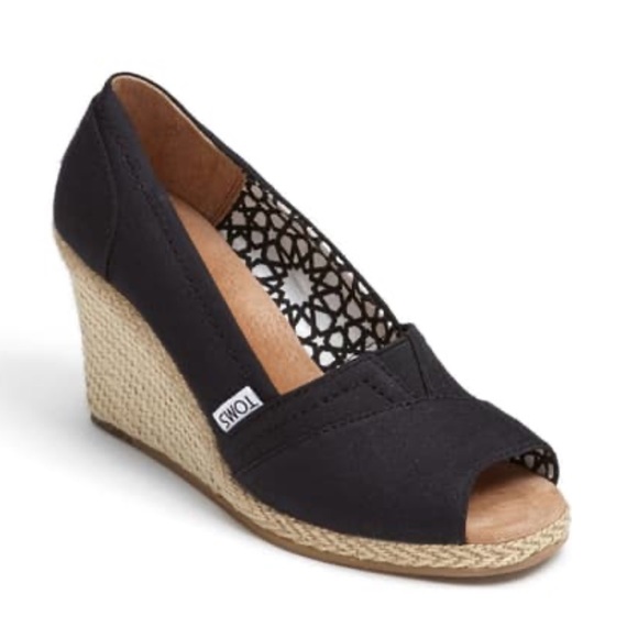 toms canvas wedges